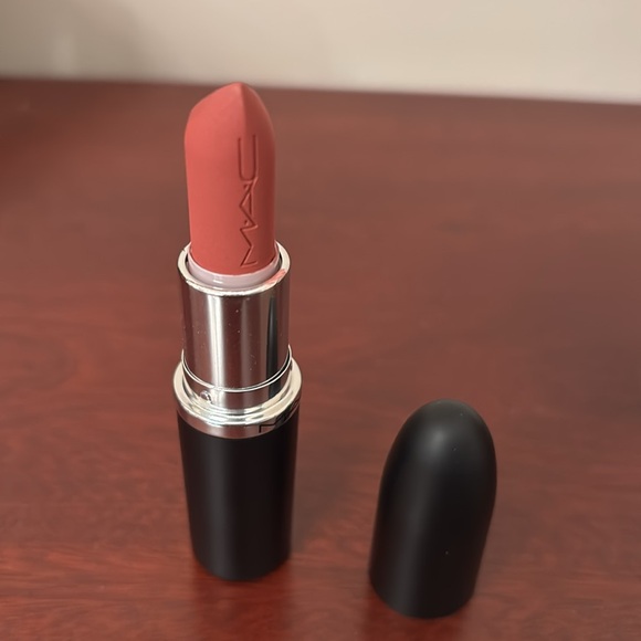MAC Sweet Deal M·A·Cximal Silky Matte Lipstick - Picture 10 of 11